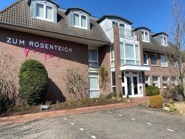Hotel Zum Rosenteich Бад-Цвішенан Екстер'єр фото